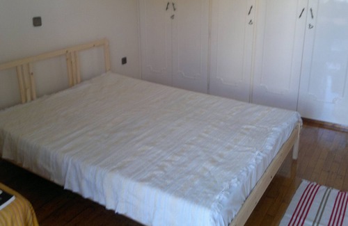 Nea Smirni House | Lovely double bed room with A/C