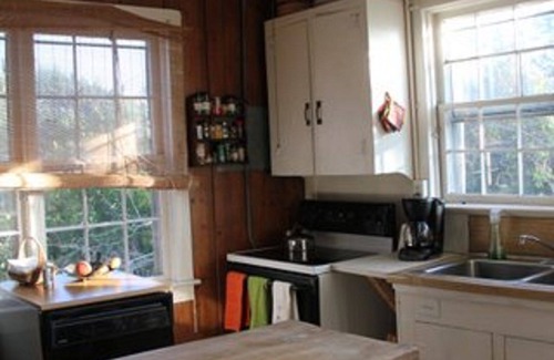 Sullivan's Island House | Lovely Historic Home on Sullivan's Island - Beach 100 Yds, Excellent Pricing.
