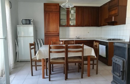 Susica Apartment | Lovely Holiday Apartment in Ugljan with Terrace