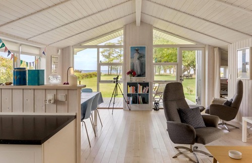 Maribo House | Lovely home in Askø with WiFi