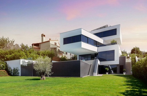 Banjole House | Lovely home in Banjole with sauna