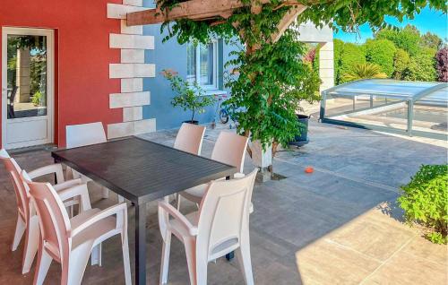 Saint-Jean-d'Eyraud House | Lovely Home In Eyraud-Crempse-Maurens