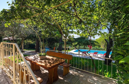 Jadranovo House | Lovely home in Jadranovo