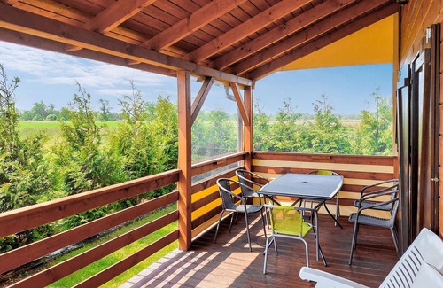 Plesna House | Lovely home in Kladno with kitchen