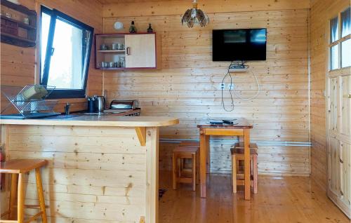 Plesna House | Lovely Home In Kladno With Kitchen