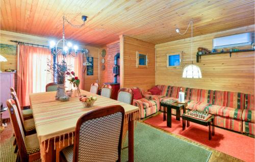 Sveti Ilija House | Lovely Home In Kneginec With Sauna