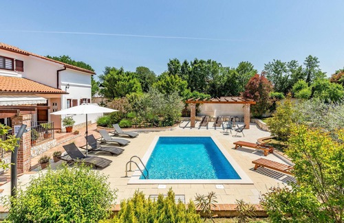 Loborika House | Lovely home in Loborika