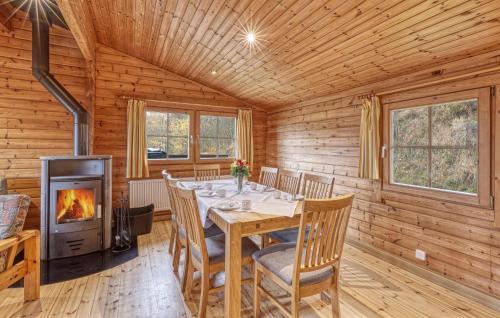 Fehrenbach House | Lovely Home In Masserberg With Wifi