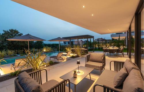 Kukci House | Lovely Home In Porec With Sauna