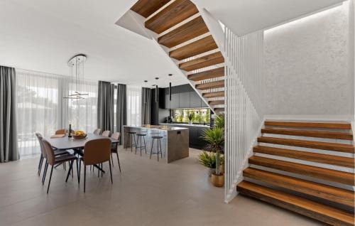 Kukci House | Lovely Home In Porec With Sauna