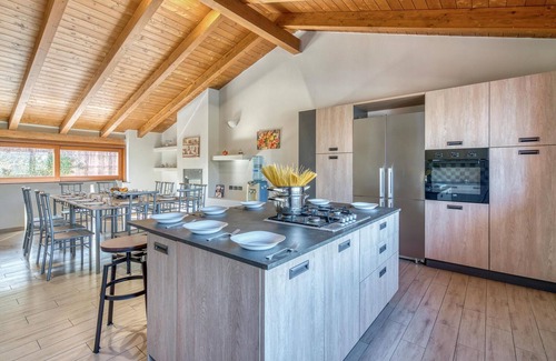 Rende House | Lovely home in Rende CS with sauna