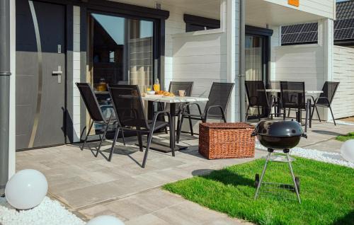 Sarbinowo House | Lovely Home In Sarbinowo With Wifi