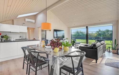 Store Kongsmark House | Lovely Home In Slagelse With Kitchen
