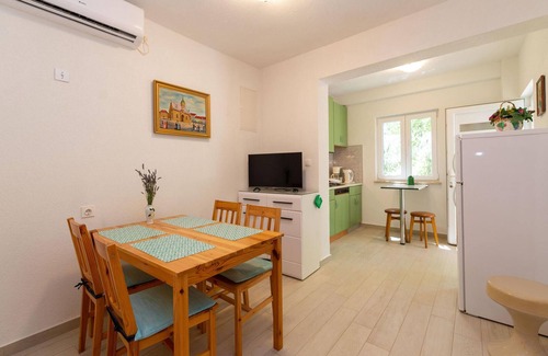 Starigrad House | Lovely home in Starigrad