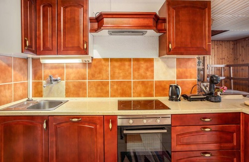 Brestova Draga House | Lovely home in Sunger with Wi-Fi