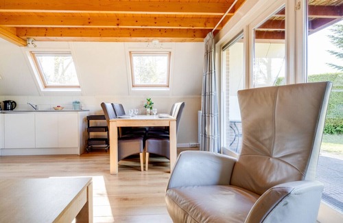 Zwiggelte House | Lovely House I View Garden and Farmland