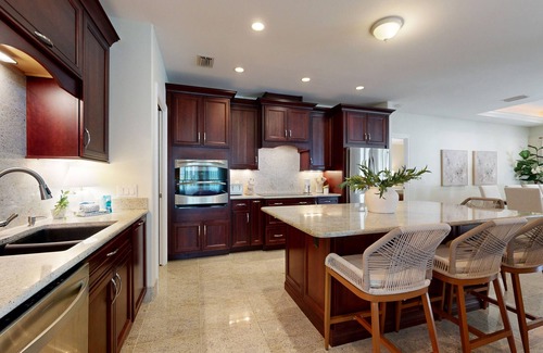 Fort Walton Beach House | Lovely house with private saltwater pool & screened lanai - snowbird-friendly
