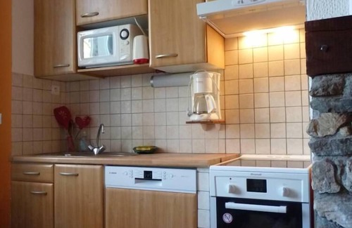 Argeles Gazost House | Lovely house with beautiful garden, close to town center. No Linky + filter.