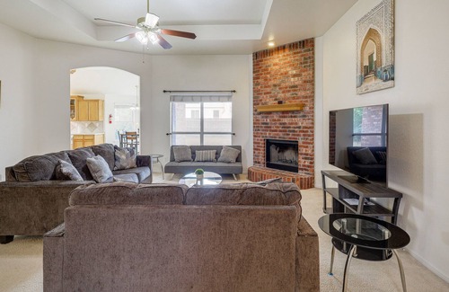 Killeen House | Lovely Killeen Retreat w/ Brick Fireplace!