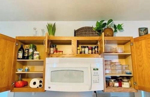 Burlington House | Lovely Leffler Lodge - 2 BR Sleeps 6