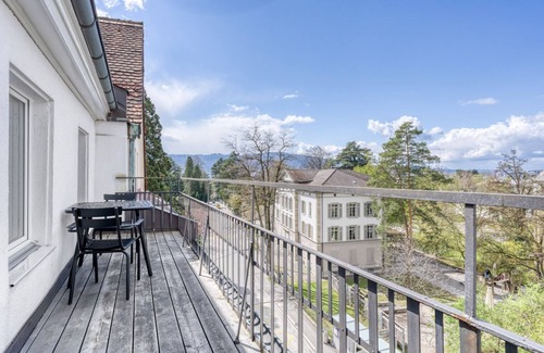 District 8 Apartment | Lovely Mühlebach 2.5 Room 2 mins walk to market, by Blueground