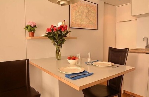 Champs-Elysees Apartment | Lovely Modern Apartment - Walk to Champs Elysées - Best Area!