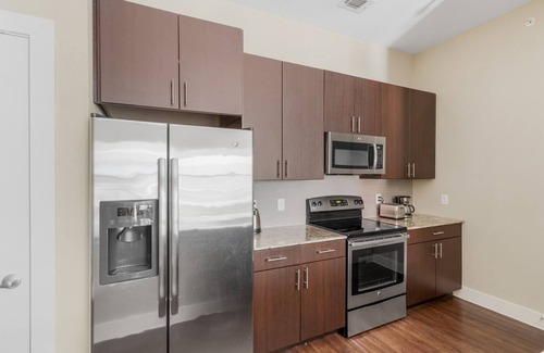 Mueller Apartment | Lovely Mueller 1BR w/Pool, W/D & Gym, nr park, by Blueground