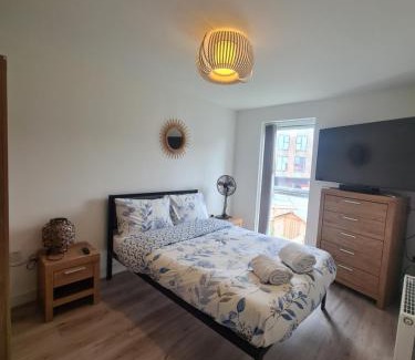 Manchester Apartment | lovely new home in manchester close to MANCHESTER CITY FC