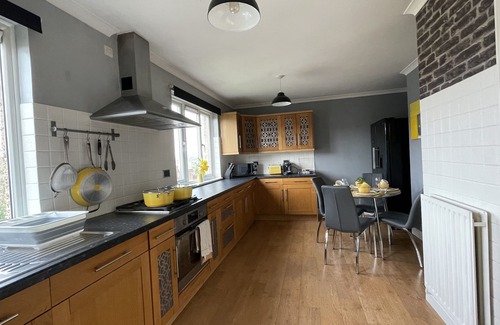 Chatham House | Lovely Serene View