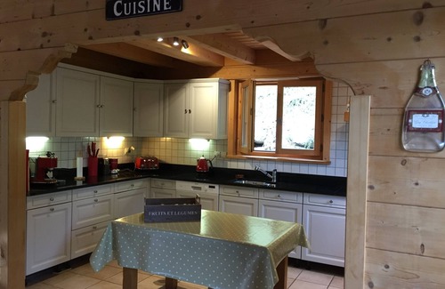 Saint-Jean-dʼAulps Ski Chalet | Lovely South facing chalet , pretty hamlet of Bas ThexnSt Jean D'Aulps 74430