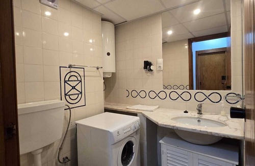 Cabanas Apartment | Lovely studio with kitchenette close to the beach and shops.