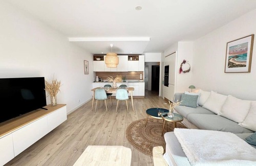 Ploemeur Apartment | Lovely ! T3 de standing - Proche bourg et plages