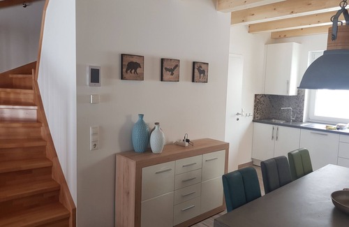 Arnoldstein House | Lovely vacation home 150 meters from slopes + table tennis table.