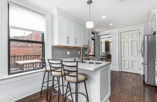 Dubuque House | Lovely Victorian Row House in Dubuque's Cultural Corridor