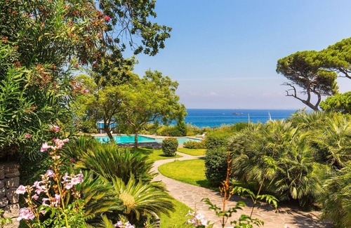 Ischia Porto Villa | Lovely Villa for 10 on Ischia