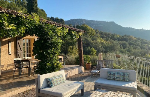 Bargemon Villa | Lovely villa with heated pool, 6000m2 beautiful (olive) garden, stunning views!