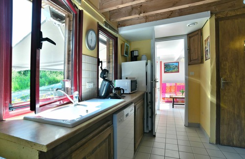 Pluduno Ski Chalet | Lovely Wooden Vacation Home