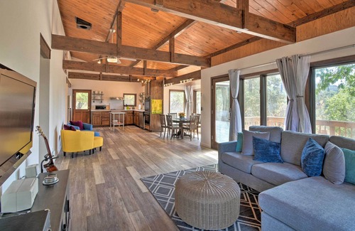 North Fork House | Lovely Yosemite Area Home w/ Hilltop Mtn View