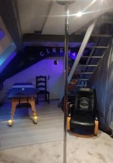 Saint-Amarin Apartment | LoveRoom thème cinéma