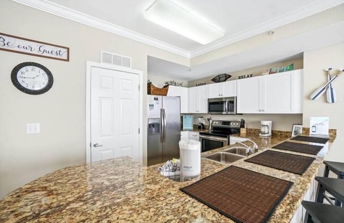 Panama City Beach Resort | Low 7th floor! Book you fall stay today!