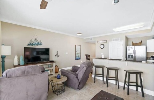 Panama City Beach Resort | Low 7th floor! Book you fall stay today!