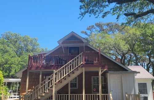 Ocean Isle Beach Apartment | LOW FALL WINTER MONTHLY RATES INQUIRE FOR PRICING Waterway Haven 2BR/1BA