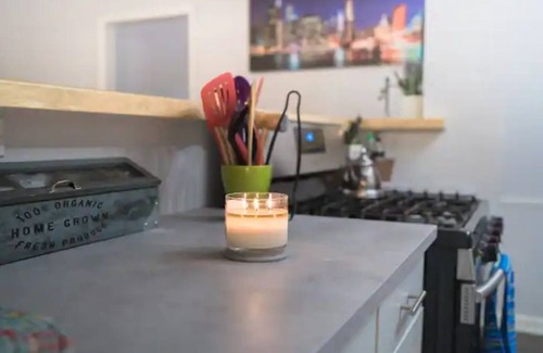 Highland House | -LOW HOST FEES- Minutes to U.T./Downtown/Domain