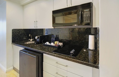 Central Beach Condo | LOW PRICE but HIGH ENJOYMENT! Wake up to oceanfront views from your 2 Queen beds