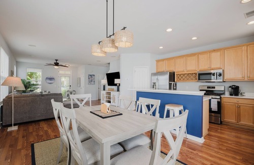 Bluffton House | Lowcountry Luxe: 3-bedroom gem near historic Old Town Bluffton!