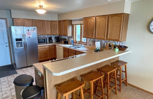 Tomahawk House | Lower 105 Hickey Ave Lake Mohawksin Lodge