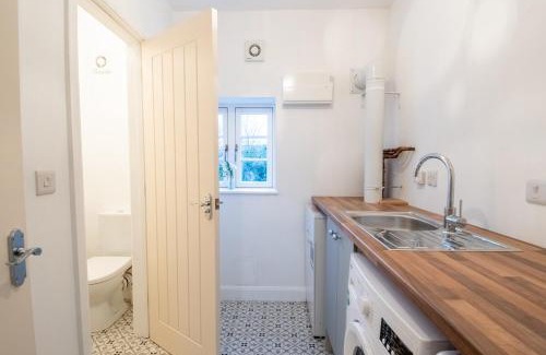 Ellastone House | Lower House Farm Cottage 1