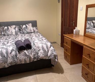 Ballyvourney House | Luí na Gréine