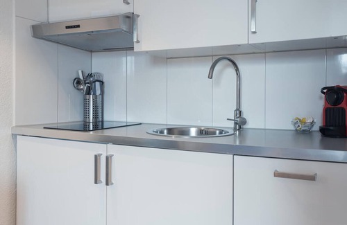 Lucerne Apartment | LU Mars IVa - Chapel Bridge HITrental Apartment