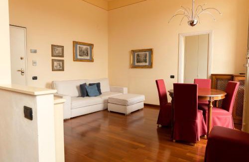 Lucca Historical Center Apartment | Lucca Storica parcheggio incluso